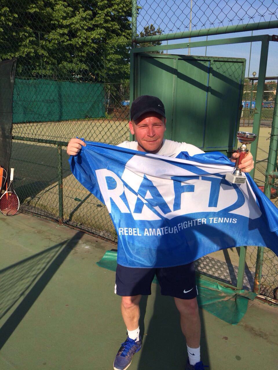 TRAVAGLIA UN EROE ALL'ACCADEMIA GRANATA