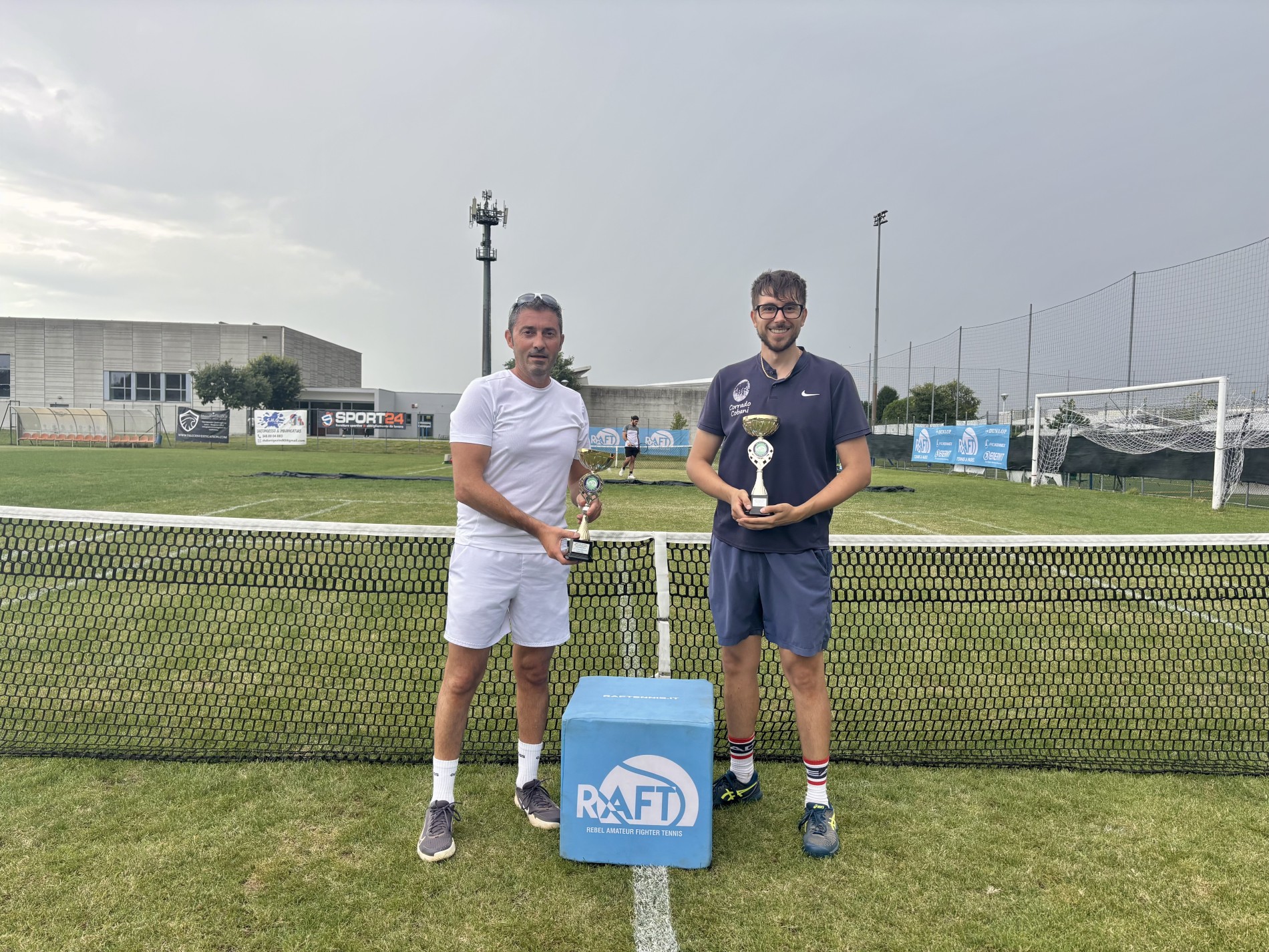 BONATIMBLEDON: ALLO SPECIALISTA SALMOIRAGHI LA COCCARDA SU PEA AL FOTOFINISH!