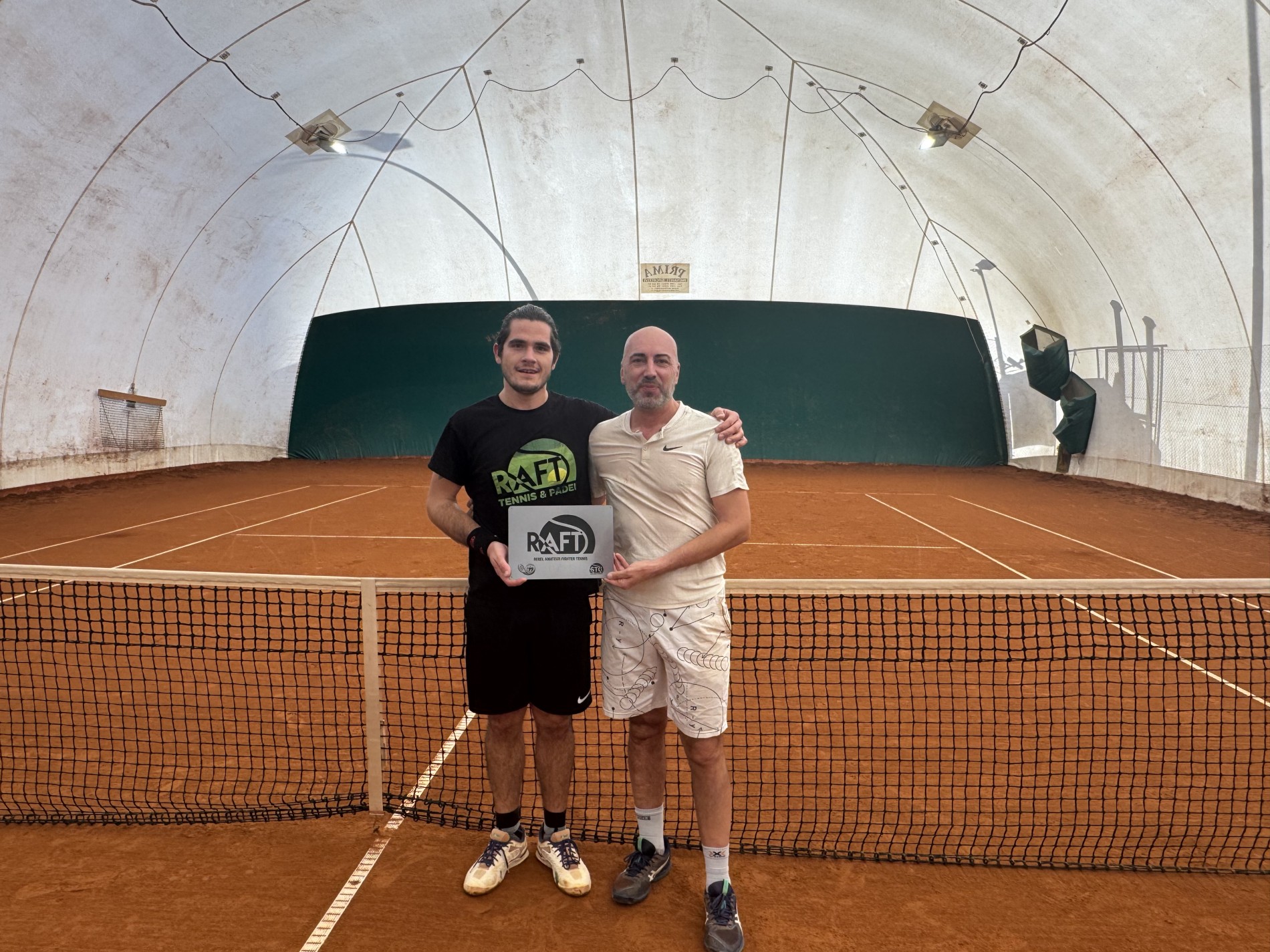 LA PRIMA AL CIRCOLO IN BERGAMO VA A CARERA