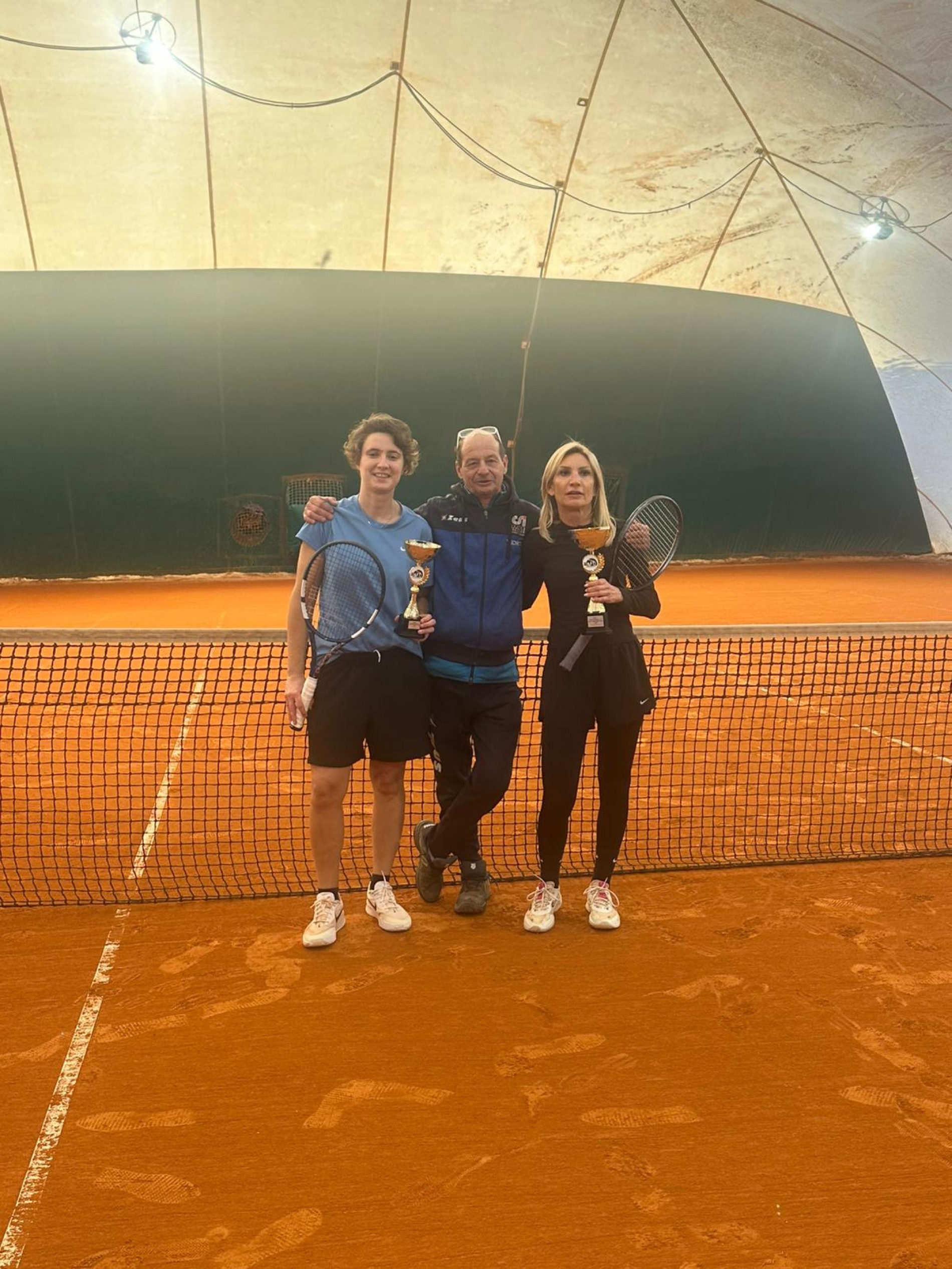 Baccini vede Sassa dall'alto: suo il titolo dell'iron women di Iseo.