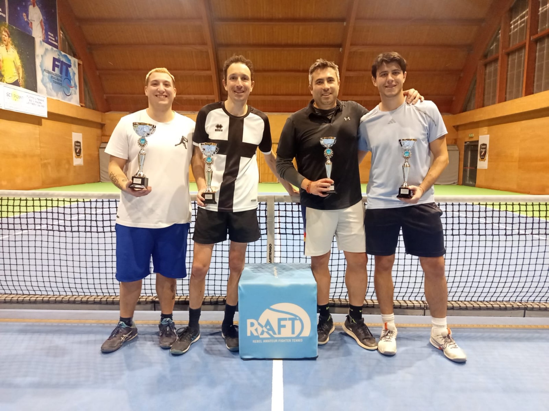 MEGASLAM AO: DOPPIO 3650 A MARTINI\ODOLINI SU CAPPELLI\CARAFFINI!