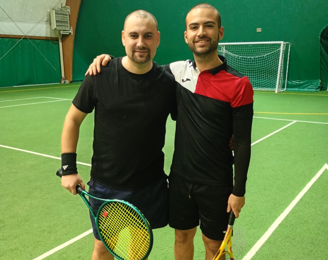 GLI OVERWHELMING STRAPPANO IL PASS PER LA ROYAL CUP IRON!