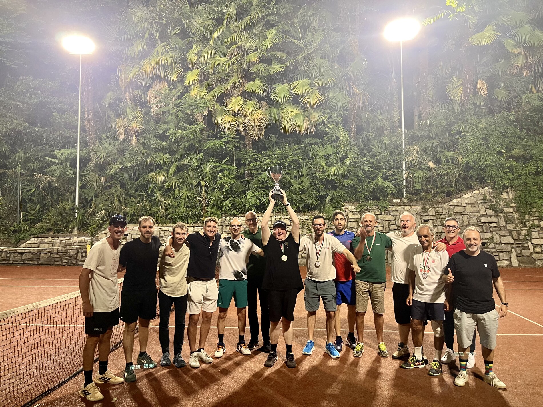 Alzala capitano! Agli Scapoli la prima edizione del superclassico italiano del Tennis Erba